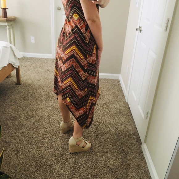 Asymmetrical Patterned Dress - Picture 5 of 6